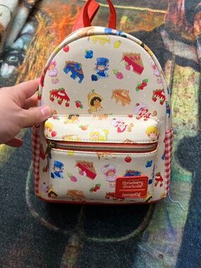 Strawberry Shortcake and friends mini backpack